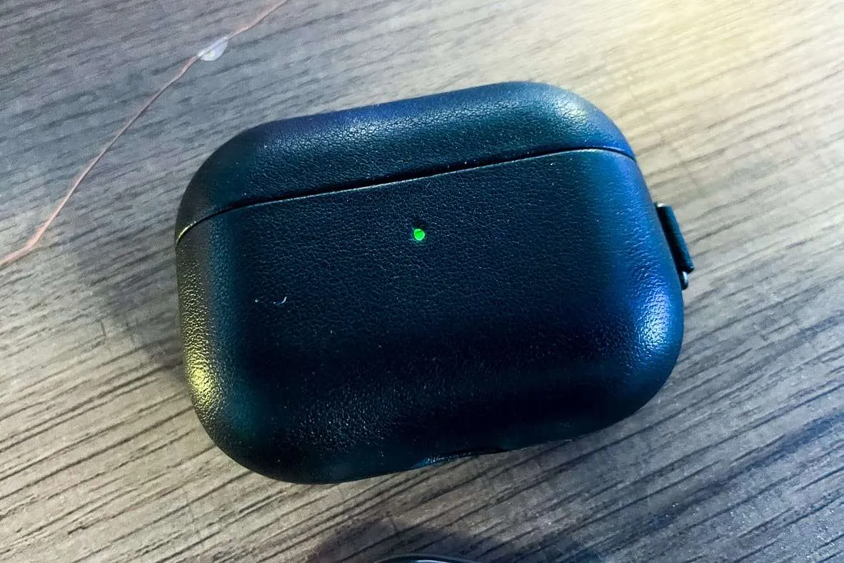 Lopie AirPods Pro Leatheer Case