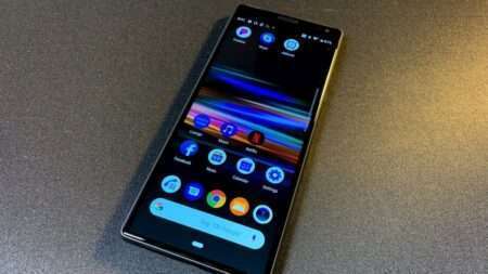 Sony Xperia 10 Smartphone REVIEW